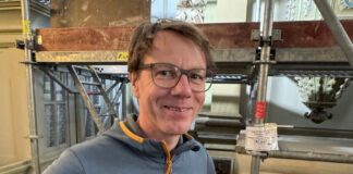 Diplom-Restaurator Oliver Tietze lädt schon seit einigen Jahren zur Internationalen Sommerschule in den Pfarrbereich Schenkenberg ein. Foto: Andreas Bechert