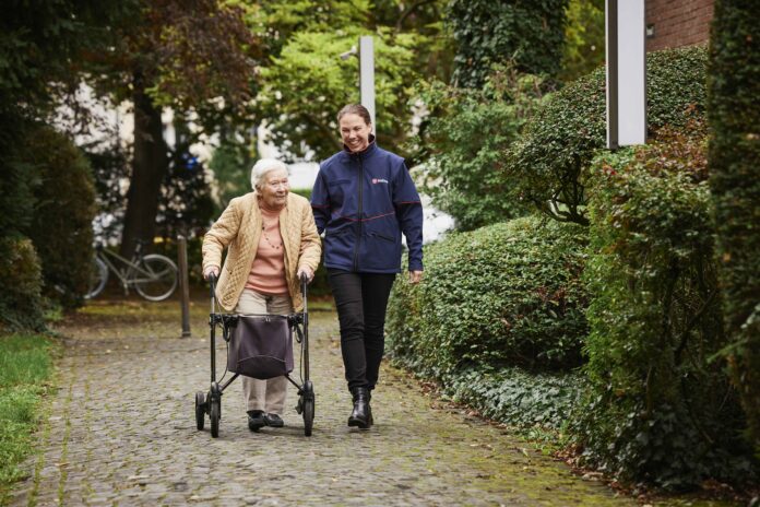 F&uuml;r den Besuchs- und Begleitungsdienst sucht die Diakonie in Borna noch Ehrenamtliche. Foto: Lena Kirchner