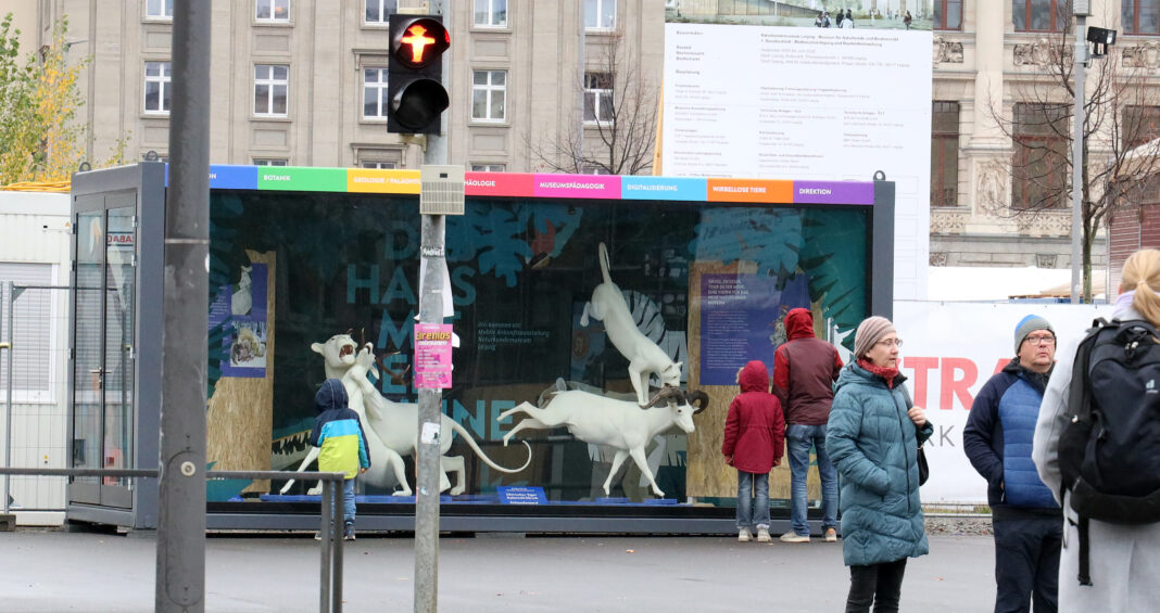 Das Naturkundemuseum zieht im Ausstellungs-Container auf den Leuschnerplatz in Leipzig