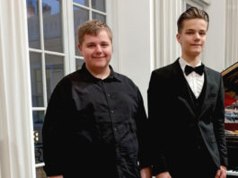 Erfolgreich in Dresden: Johannes Rudolph (l.) und Karl Seyffarth von der Musikschule Altenburger Land. Foto: Familie Seyffarth