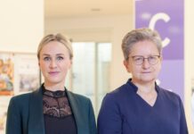 Medizinische Versorgungszentren bekommen neue Chefin Franziska Gottschlich (li.) löst Dr. Gundula Werner (re.) als einzelvertretungsberechtigte Geschäftsführerin der Medizinischen Versorgungszentren Altenburger Land GmbH ab. Foto: Carsten Schenker