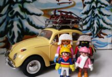 Eine Playmobil-Ausstellung ist derzeit im Rathaus in Döbeln zu sehen. Foto: PM