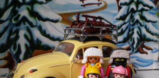Eine Playmobil-Ausstellung ist derzeit im Rathaus in D&ouml;beln zu sehen. Foto: PM