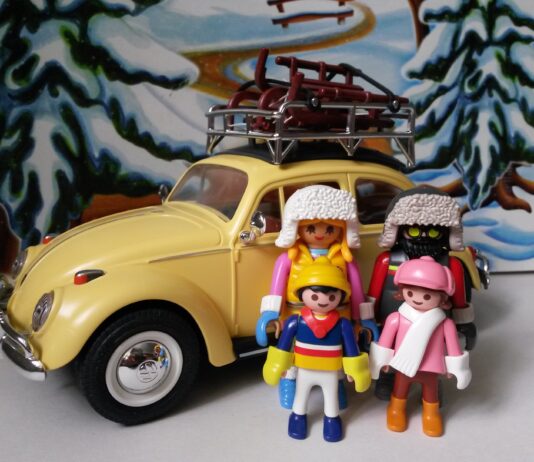 Eine Playmobil-Ausstellung ist derzeit im Rathaus in D&ouml;beln zu sehen. Foto: PM