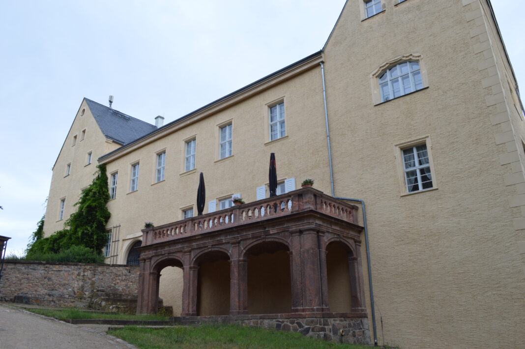 Das Schloss Frohburg ist immer einen Besuch wert und lockt mit seiner reichhaltigen Dauerausstellung. Foto: Bert Endruszeit