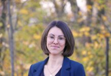 Trauercafé in Grimma sucht ehrenamtliche Verstärkung Lisa Pietsch organisiert das Trauercafé in Grimma. Foto: Diakonie Leipziger Land