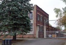 KZ-Außenlager „HASAG Leipzig“ wird unter Denkmalschutz gestellt Ansicht vom Grundstück des ehemaligen KZ-Außenlager Hasag in der Kamenzer Straße 12 in Leipzig. Foto: André Kempner