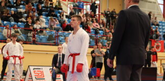 Julian B&ouml;hm zeigte bei den Deutschen Meisterschaften starke Leistungen und holte sich mit dem Th&uuml;ringischen Kumite-Team die Goldmedaille. Foto: PM