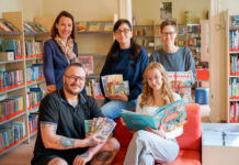 Das Team der Stadtbibliothek Altenburg l&auml;sst sich immer etwas Neues einfallen. Foto: PM
