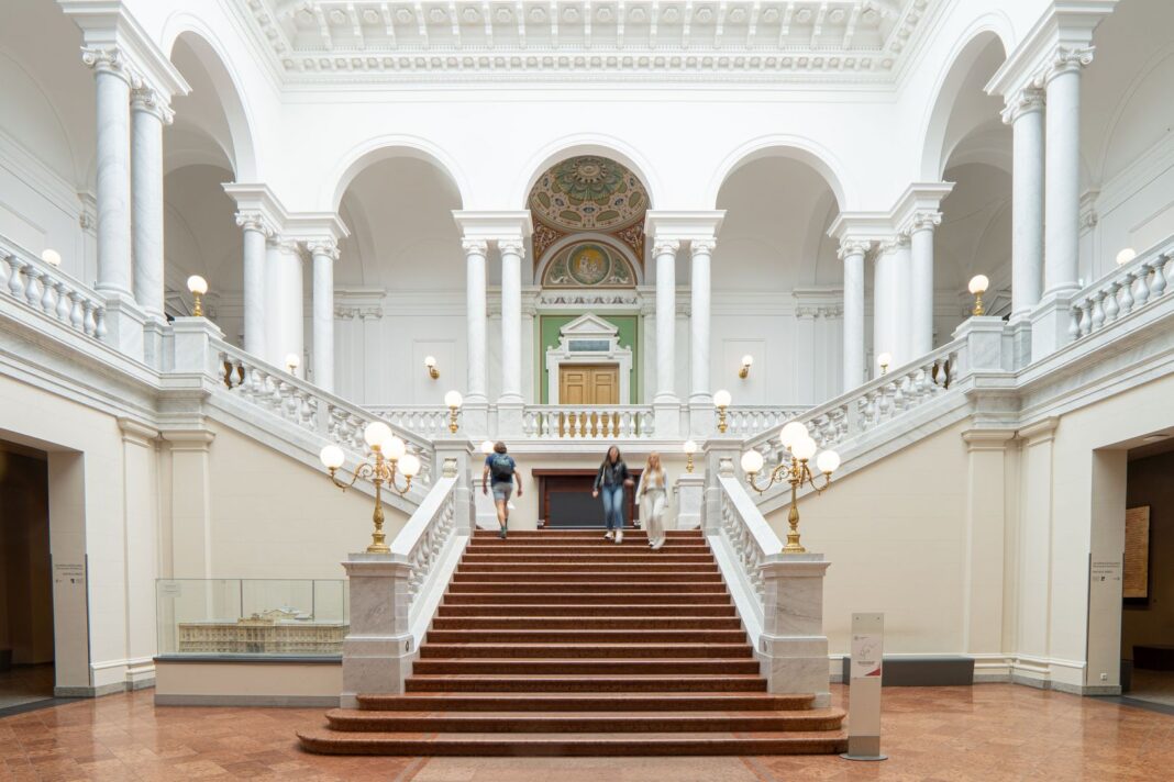 Sie ist einfach die Sch&ouml;nste im Land: Die Universit&auml;tsbibliothek Albertina Leipzig wurde in diesen Ta- gen geehrt. Foto: Thomas Kademann/Universit&auml;tsbibliothek Leipzig
