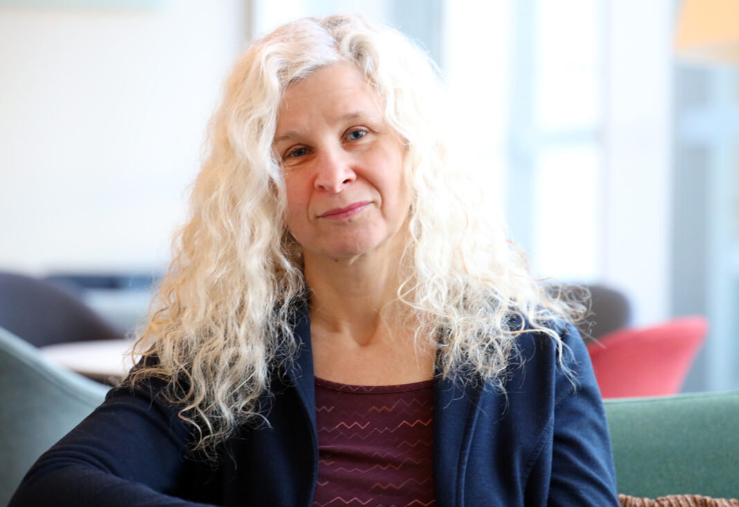 Portrt von Buchautorin Anna Kaleri in Leipzig