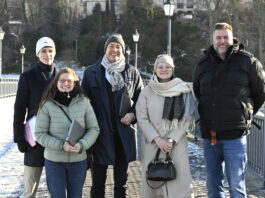 Stehen f&uuml;r die B&uuml;rgerenergie-Genossenschaft Mittelsachsen: Vincent Jahn, Heike Diebler, Thomas Dieckmann, Katja Tribulowski, und Volker Klostermann. (v.li.) Foto: Thomas Kube