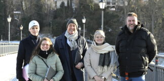 Stehen f&uuml;r die B&uuml;rgerenergie-Genossenschaft Mittelsachsen: Vincent Jahn, Heike Diebler, Thomas Dieckmann, Katja Tribulowski, und Volker Klostermann. (v.li.) Foto: Thomas Kube