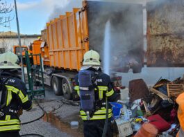 Falsch entsorgte Akkus oder Batterien k&ouml;nnen in Wertstoffh&ouml;fen Br&auml;nde verursachen. Foto: srl