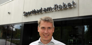 Kann auf ein Rekordjahr schauen: Martin Gr&auml;fe vor dem 2025 neu- er&ouml;ffneten Publikumsmagneten am Rabet. Foto: Andr&eacute; Kempner