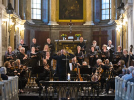 Es sind Highlights wie das Bachfest &ndash; hier ein Konzert mit &bdquo;Coro della Radiotelevisione svizzera&ldquo; und &bdquo;I Barocchisti&ldquo; unter der Leitung von Diego Fasolis im Jahr 2025 in der Nikolaikirche &ndash; die Menschen aus aller Welt nach Leipzig locken. Foto: Gert Mothes