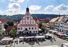 Der Grimmaer Frischemarkt startet in die neue Saison. Foto: Natalie Rieche