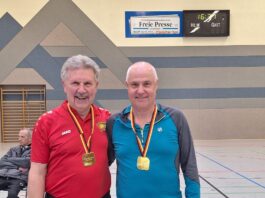 So sehen Sieger aus: Heinz Teichmann (l.) und Thomas Storch. Foto: Heinz Teichmann
