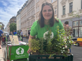 Gibt aktuelle Pflanztipps f&uuml;r den Fr&uuml;hling: Antje Osterland vom &Ouml;kol&ouml;wen Leipzig. Foto: &Ouml;kol&ouml;we