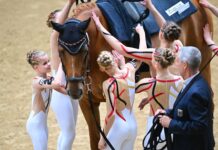 Nach dem letzten Start bei der WM in &Ouml;sterreich - Danke Samba. Foto: RVV Schenkenberg