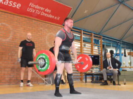 Ole stellte mit brutalen 252,5 Kilogramm unter Beweis, dass man es in Zukunft verdammt schwer gegen ihn haben wird. Foto: Thomas Ludwig