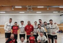 Die Altenburger Volleyballer feierten zum Abschluss einer erfolgreichen Saison die Th&uuml;ringer Vizemeisterschaft. Foto: Reinhard Weber