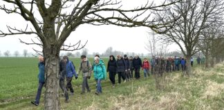 Mehr als 60 Interessierte haben an der 1. &ouml;ffentlichen Fr&uuml;hlingswanderung der Wanderabteilung des ESv Delitzsch teilgenommen. Foto: Olaf Rabe