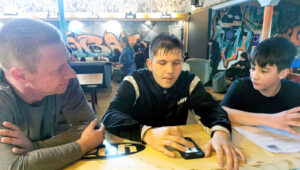 Roy Philipp hat stets ein offenes Ohr f&uuml;r die Themen der Jugendlichen. Foto: privat