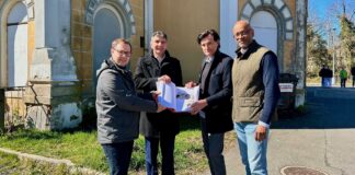 Grimmas Oberb&uuml;rgermeister Tino Kie&szlig;ig, Landrat des Landkreises Leipzig Henry Graichen, Architekt Marco Stelzel, Bauherr Samuri Reum.