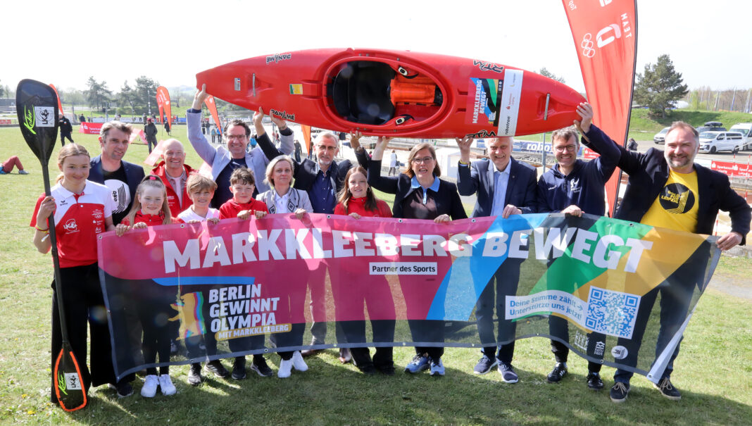 Olympiabewerbung mit Bitschaftern im Kanupark in Markkleeberg Tage wurde im Kanupark die entsprechende Kampagne gestartet. Foto: André Kempner