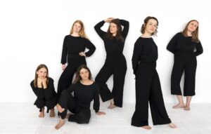 Das Leipziger Vokalensemble Sjaella, bestehend aus (v.l.n.r.) Helene Erben, Marie Charlotte Seidel, Felicitas Erben, Luisa Klose, Franziska Eberhardt und Marie Fenske. Foto: sjaella