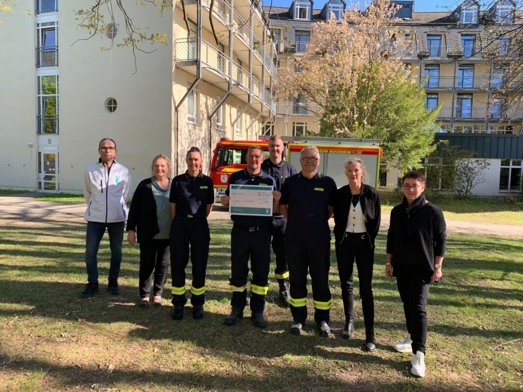 parcours_4ce75c6e-ba46-4eb9-b5f7-93f1138581e6 Der Gehparcours ist fertig – große Freude bei allen Beteiligten. Foto: PM