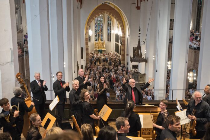 Das Bachfest – hier ein Bild vom Abschlusskonzert 2025 – ist in diesen Tagen wieder ein lebendiges Zeugnis von Leipzig als Stadt der Musik. Foto: Gert Mothes Das Bachfest – hier ein Bild vom Abschlusskonzert 2025 – ist in diesen Tagen wieder ein lebendiges Zeugnis von Leipzig als Stadt der Musik. Foto: Gert Mothes