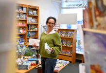 Ines Klisch ist die Inhaberin der Buchhandlung B&uuml;cherwurm am Grimmaer Markt. Foto: Thomas Kube