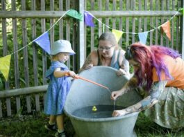 Beim Sommerfest in der Kneipp-Kita &bdquo;Seepferdchen&ldquo; ging es hoch her. Foto: PM