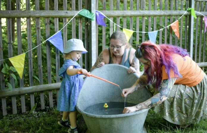 Screenshot Beim Sommerfest in der Kneipp-Kita „Seepferdchen“ ging es hoch her. Foto: PM