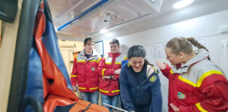 Angehende Sanitäter treffen Katastrophenschutz-Helfer in Delitzsch Kürzlich erhielten die Kinder und Jugendlichen des Delitzscher Jugendrotkreuzes Einblick in die Arbeit des Bevölkerungsschutzes. Foto: DRK Kreisverband Delitzsch