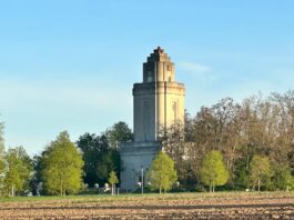Zum Bismarckturm geht es am 24. Juni bei der Sommersonnenwendtour des Vereins Leipziger Wanderer. Foto. : Verein Leipziger Wanderer