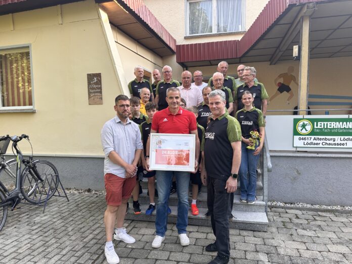 Die Freude über die Förderung war bei den Sportlerinnen und Sportlern in Altkirchen groß. Foto: PM Die Freude über die Förderung war bei den Sportlerinnen und Sportlern in Altkirchen groß. Foto: PM