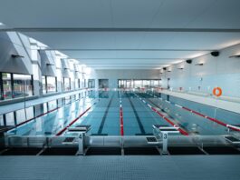 Solche Bilder haben im Sportbad am Rabet absoluten Seltenheitswert: Die Auslastung der Schwimm- halle liegt aktuell bei 99 Prozent. Foto: Leipziger Gruppe