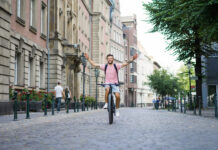 ADFC startet Fahrradklima-Test: So fahrradfreundlich ist Delitzsch wirklich Wie fahrradfreundlich ist Delitzsch? Bis zum 30. November kann beim Fahrradklima-Test des Allgemeinen Deutschen Fahrrad-Clubs ADFC bewertet werden. Foto: Alexey Zhilkin/magnific.com