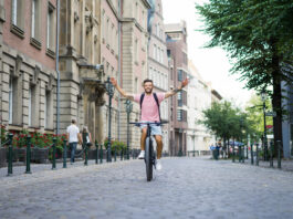 Wie fahrradfreundlich ist Delitzsch? Bis zum 30. November kann beim Fahrradklima-Test des Allgemeinen Deutschen Fahrrad-Clubs ADFC bewertet werden. Foto: Alexey Zhilkin/magnific.com