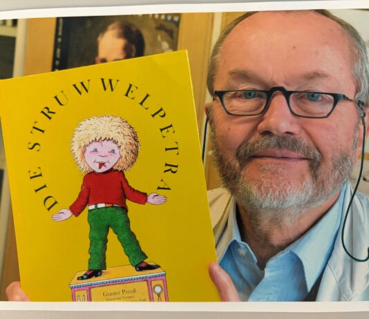 Insgesamt 415 B&uuml;cher hat Egbert Herfurth mit seinen Illustrationen versehen - darunter sind viele Dauerbrenner . Foto: Waltraud Grubitzsch