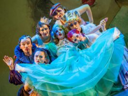 Es ist wieder &bdquo;Cabaret&ldquo;-Zeit im D&ouml;blener Theater. Foto: D. M&uuml;ller