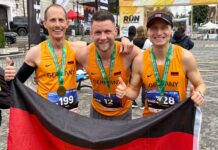 So sehen Sieger aus: Stephan Amberg hatte bei der Europameisterschaft mit seinen Teamkollegen Marcel Job (l.) und Sebastian Seyfarth allen Grund zum Jubeln. Foto: privat